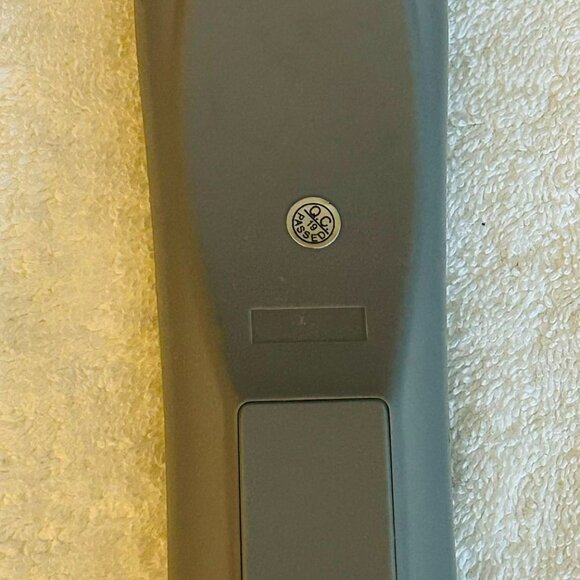 LiteOn RM-51 DVD Recorder Remote Control - Picture 6 of 6